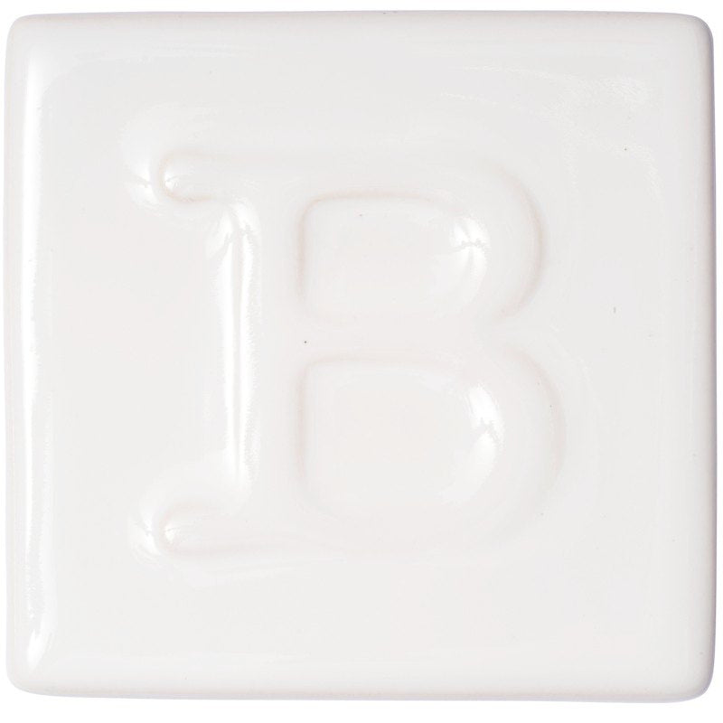 BOTZ:s provplatta med 9101 Glossy white.
