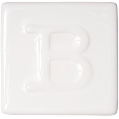 BOTZ:s provplatta med 9101 Glossy white.