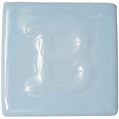 BOTZ:s provplatta med 9370 Baby blue.