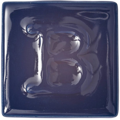 BOTZ:s provplatta med 9380 Marine blue.