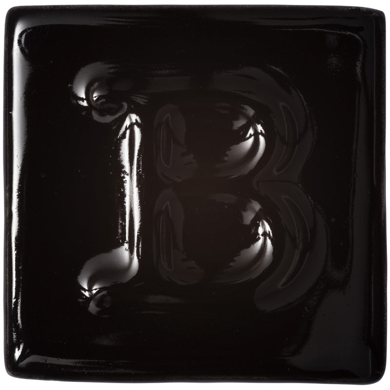 BOTZ:s provplatta med 9589 Black.