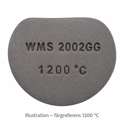 Illustrerad rund provplatta – Sibelco WMS2002, färgreferens från leverantörens prov vid 1200 °C. Ej fotograferat brännprov.