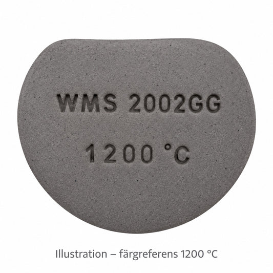 Illustrerad rund provplatta – Sibelco WMS2002, färgreferens från leverantörens prov vid 1200 °C. Ej fotograferat brännprov.